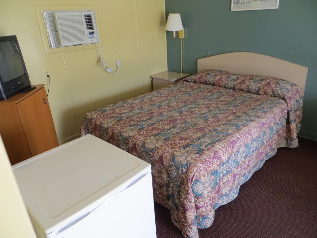 أوكيتشوبي Travelers Inn الغرفة الصورة